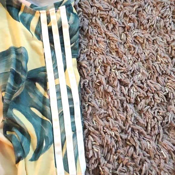 Adidas tropical 3 stripe tank top - Picture 9 of 10